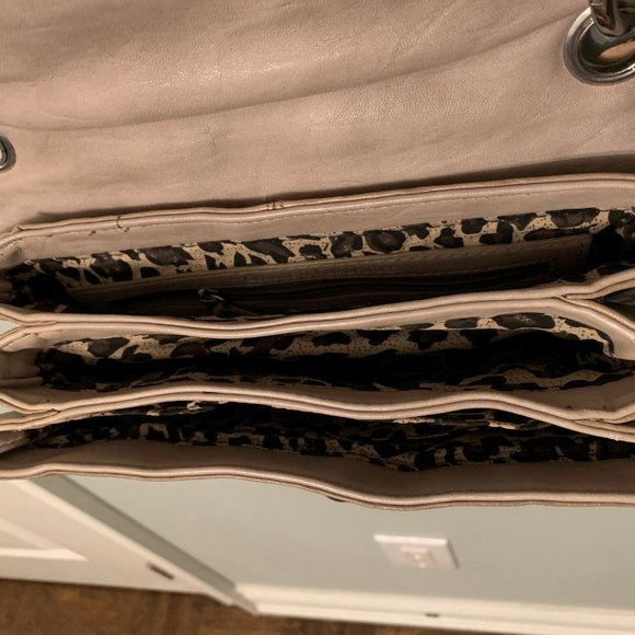 Purse - Picture 4 of 4